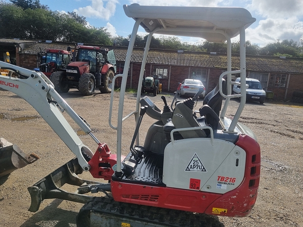 Chris Atkin & Son Ltd - Takeuchi TB 216